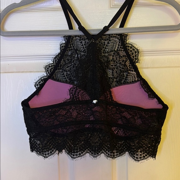 PINK Victoria's Secret Black Lace Bra - Picture 3 of 8